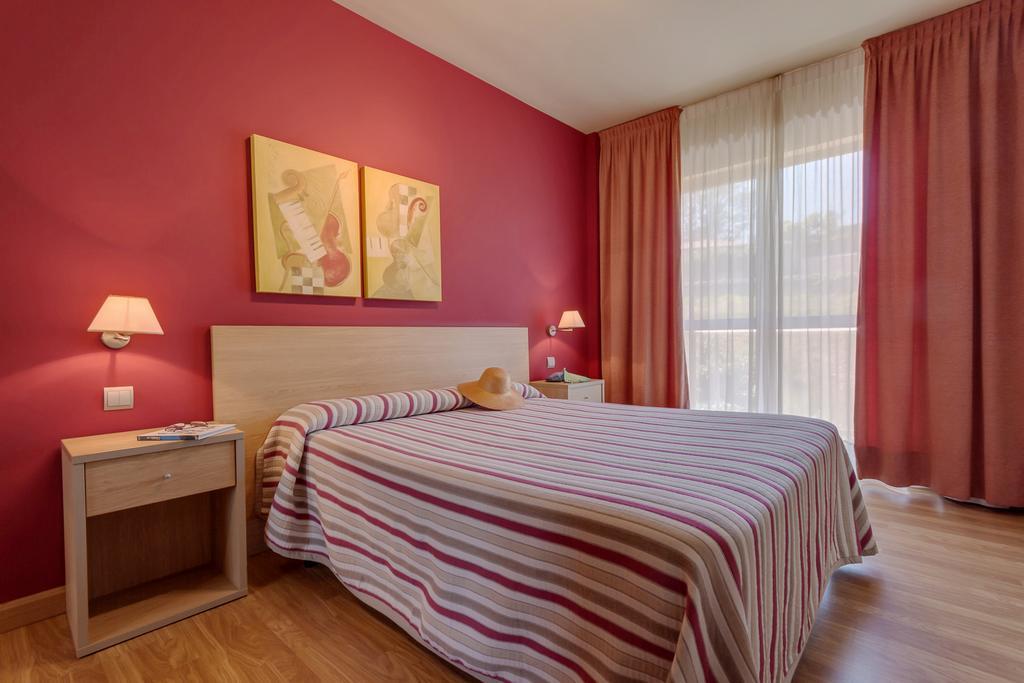 Apartamentos Mar โกมิญาส ภายนอก รูปภาพ